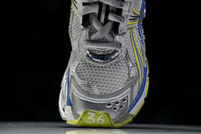 BLCG RUNNER  772774-W3RNY-0213