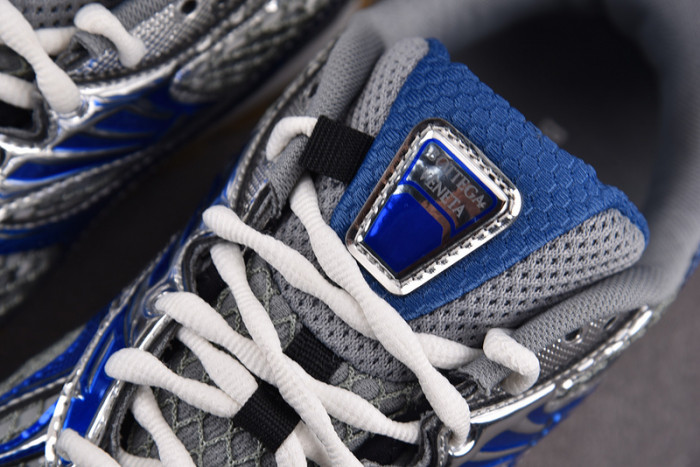 b0tt*ga Ven*ta orbit sneaker