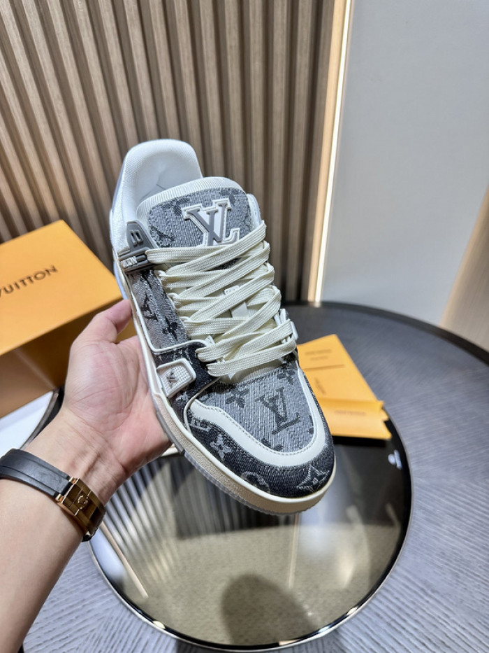 LV SNEAKER LOW FOR-LV154