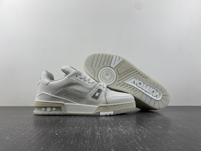 LV SNEAKER LOW   120401