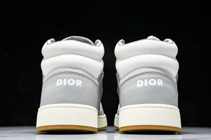 D10R B27 High Top Sneaker 10804