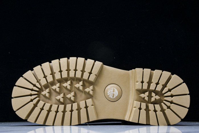 Timb**1*nd sneaker tbl-06