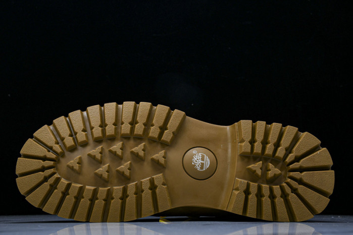 Timb**1*nd sneaker tbl-07