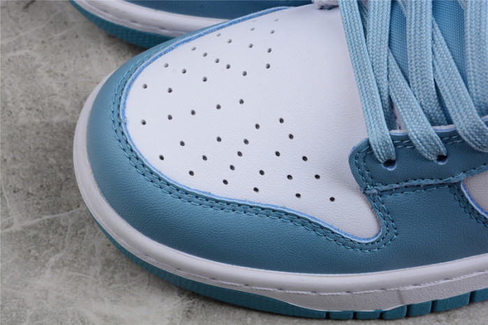 Nike Dunk Low “Blue Paisley”  DH4401-101