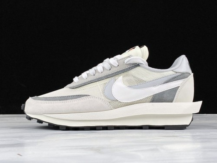 Nike LD Waffle Sacai Summit White  BV0073-100