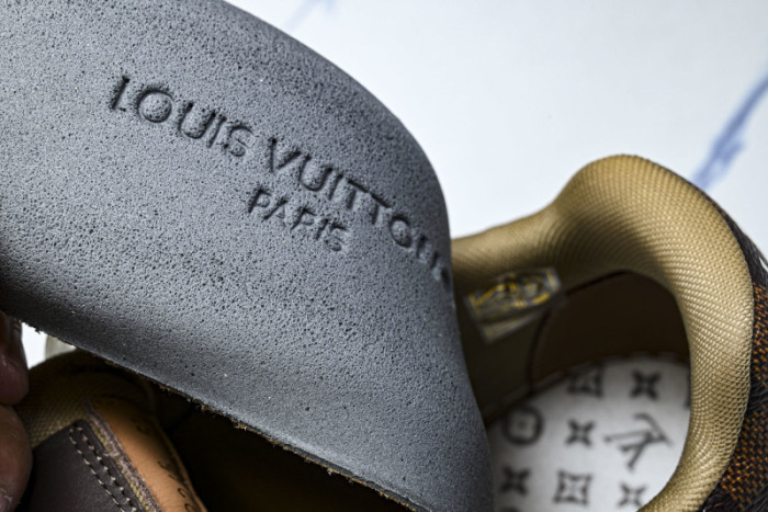 LV SNEAKER TRAINER FOR-LV418