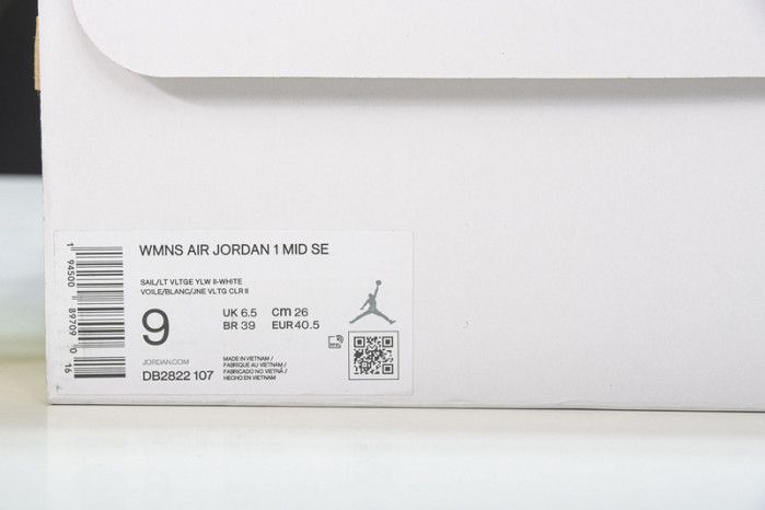 Air Jordan 1 Mid AJ1 DB2822-107