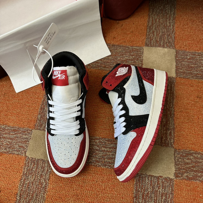 AIR JORDAN 1 RETRO  AJ-09