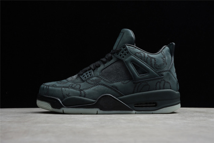 Air JORDAN 4 Retro KAWS 