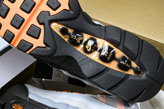 Nike SB Air Max 95 x Eric Koston HM4740 005