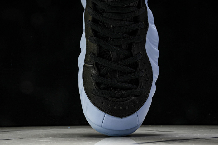 Nike Air Foamposite “Psychic Blue” HJ6014-400
