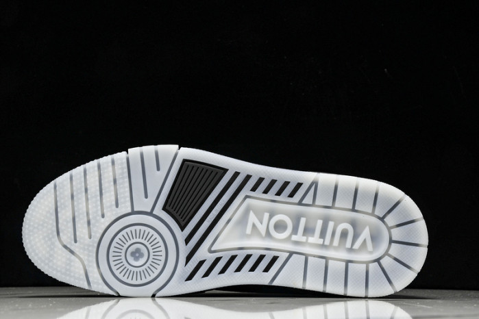 LV SNEAKER LOW FOR-LV205