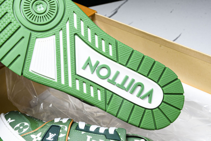 LV SNEAKER LOW FOR-LV230