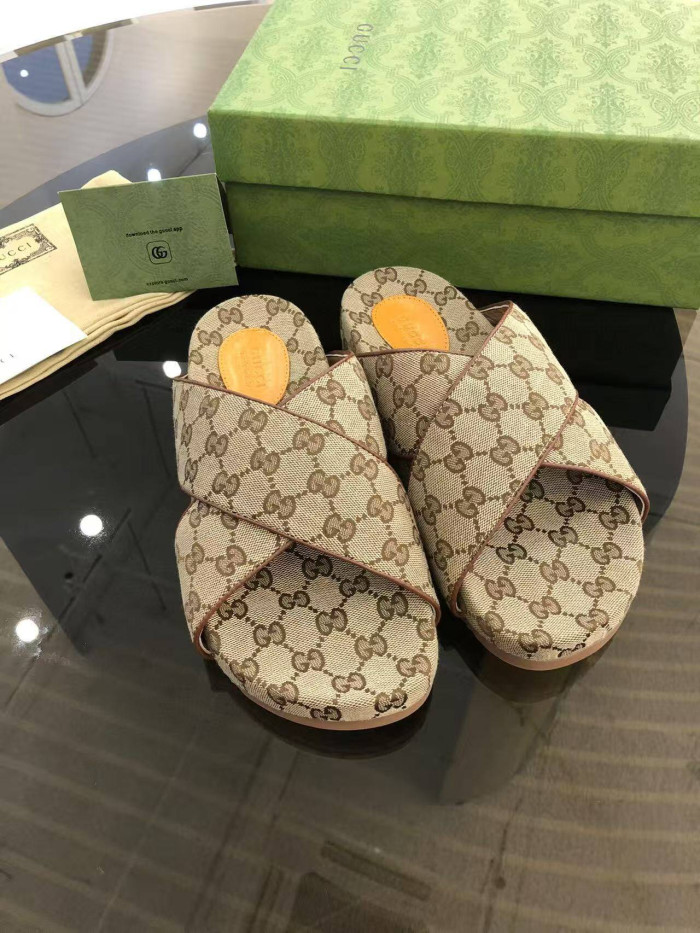 Gv*c slippers