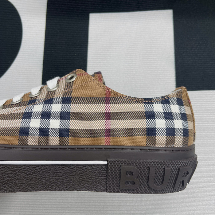 BUR  SNEAKER