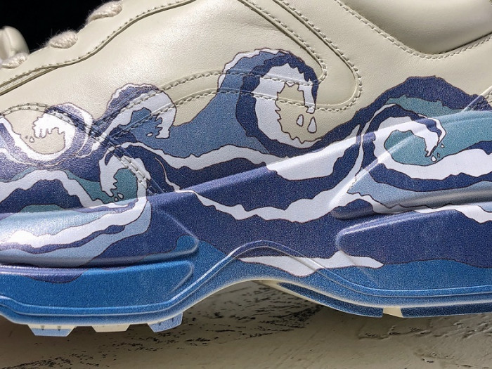 Gv*c trainer sneaker  576052 drw00 9522