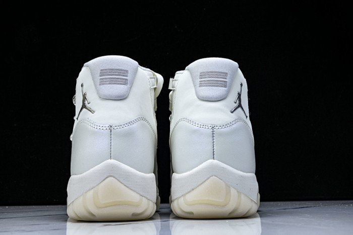 Air Jordan 11 “Pearl” AR0715-110