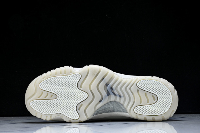 Air Jordan 11 “Pearl” AR0715-110