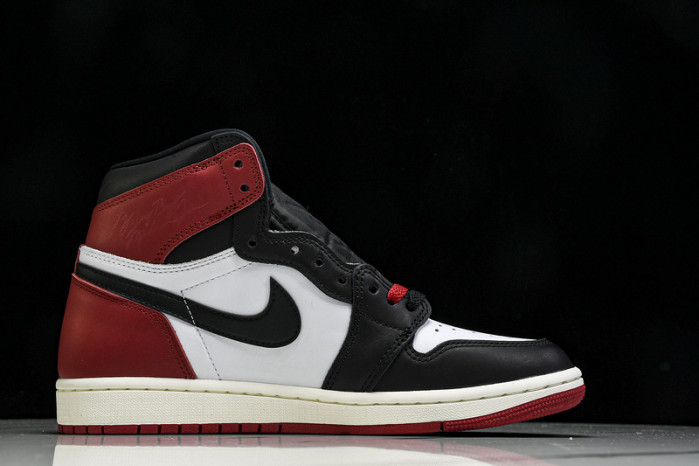 Air Jordan 1 High OG “Black Toe Reimagined”  DZ5485-106