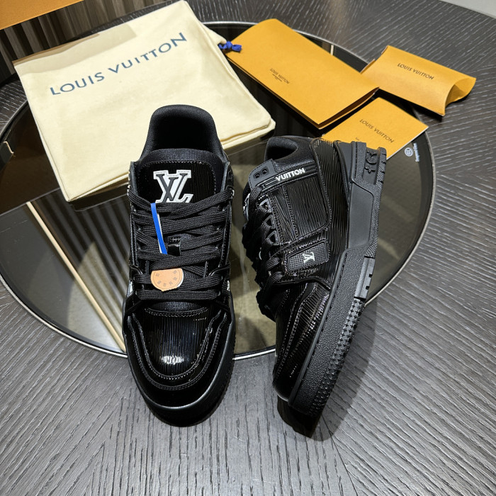 LV SNEAKER TRAINER FOR-LV427