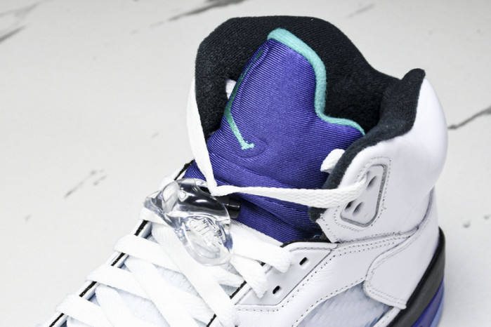 Air Jordan 5 HQ7978-100（2025）