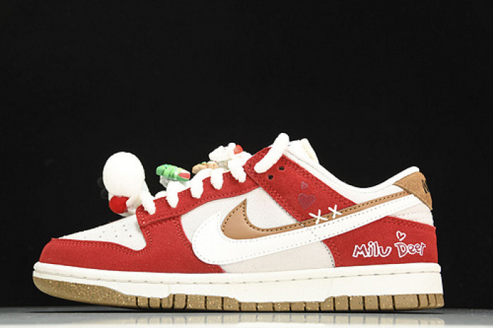 Nike Dunk Low se 85 Merry Christmas DO9457-112