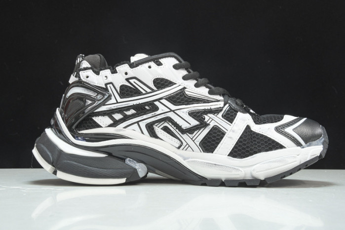 BLCG  RUNNER    Yeeshoes  22040702