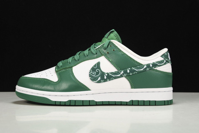 NIKEDunk Low ESS“Green Paisley” DH4401-102