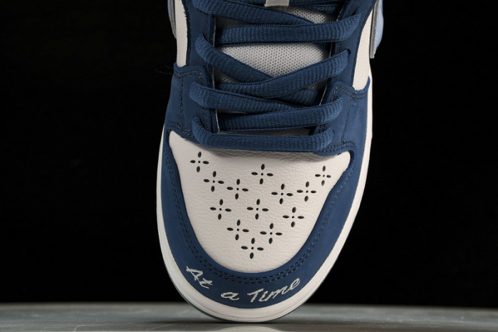 Born x Raised x Nike SB Dunk FN7819-400