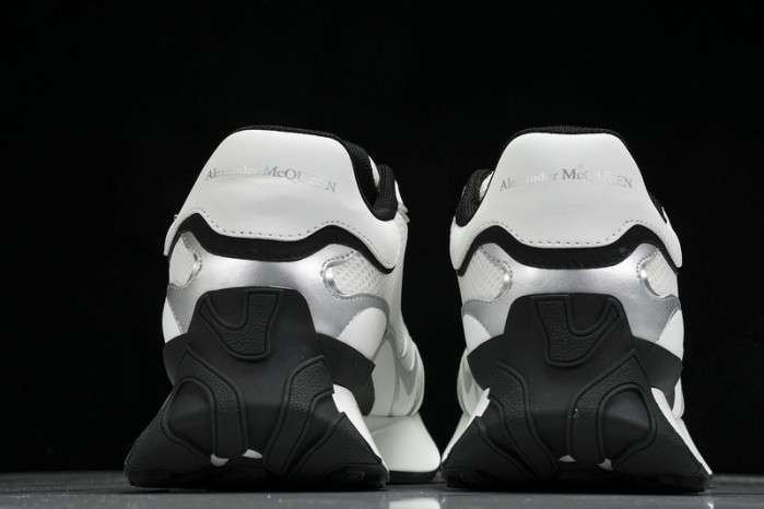 MQ Sprint Runner Sneakers