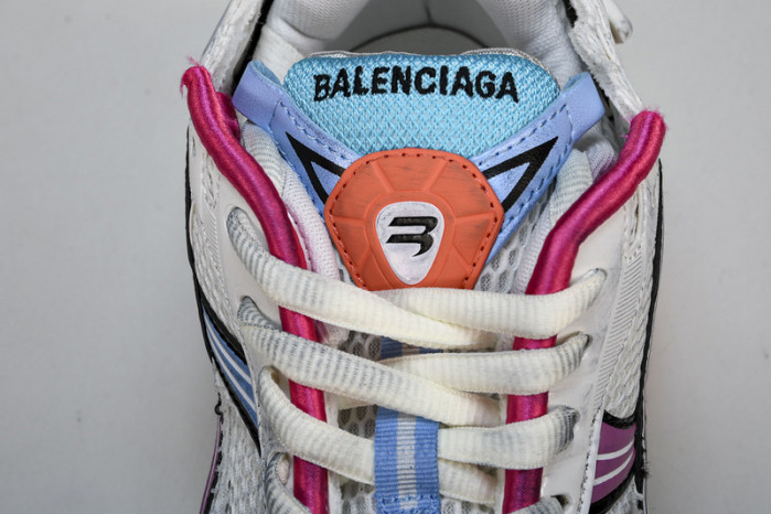 BLCG RUNNER  772774-W3RBW-2325