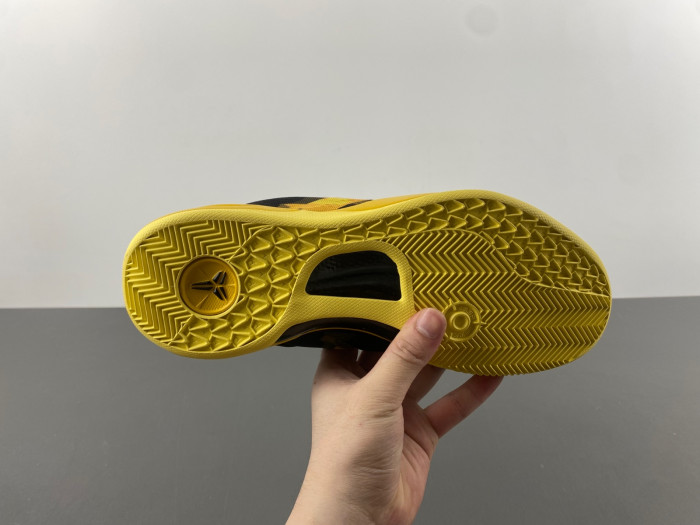 Nike Kobe 8  555286-077