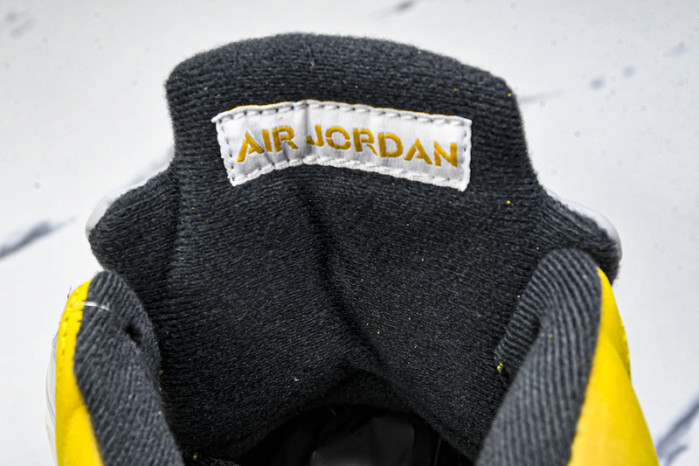 Air Jordan 5 “Tokyo” IO3372-700