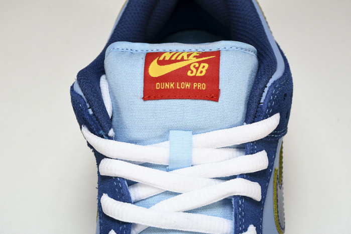 Nike Dunk SB Low PRM WSS  DX5549-400