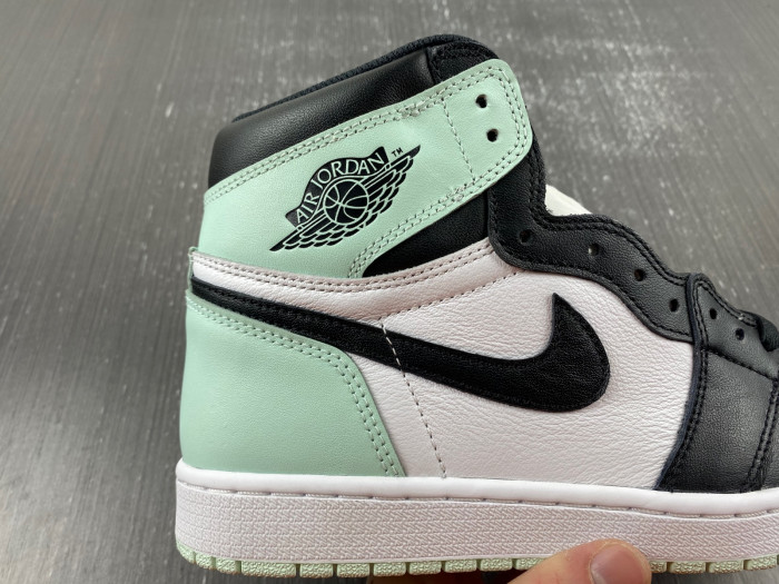 Air Jordan 1 RETRO HIGH OG NRG 861428 100