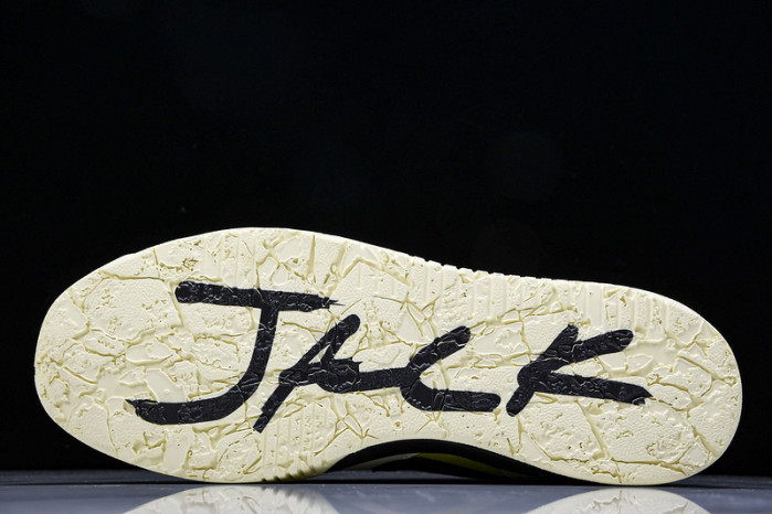 Travis Scott x Jordan Cut The Check   FZ8117-102