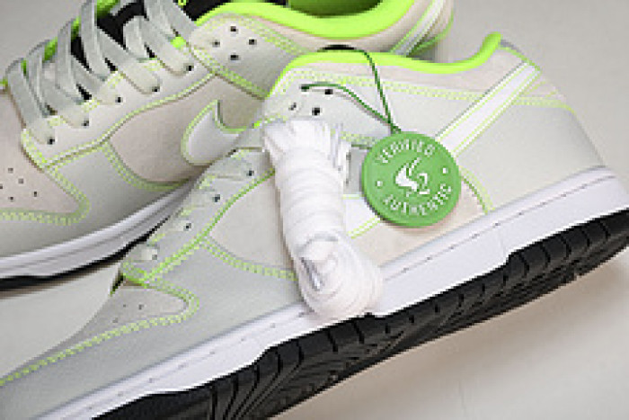 Nike Dunk Low “University of Oregon PE” FQ7260-001