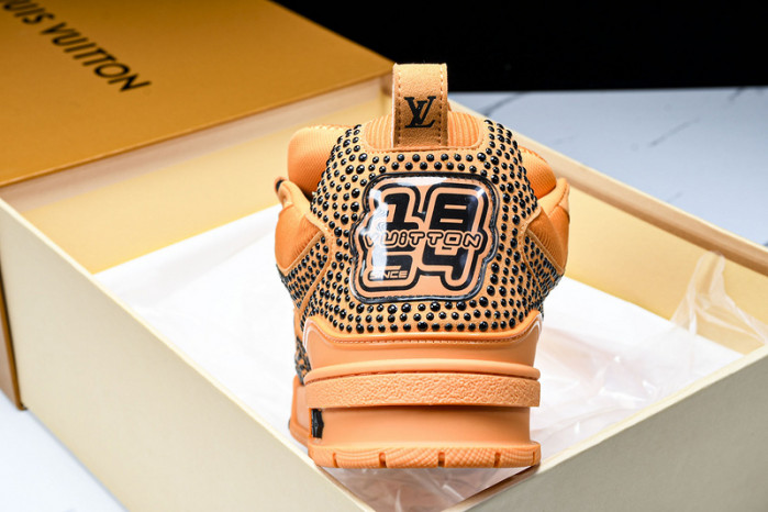 LV SNEAKER LOW FOR-LV121