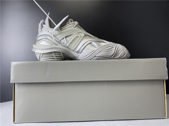 BLCG 5.0 TYREX 20SS RUNWAY SLIVER GREY 617517 W2WA1 8100