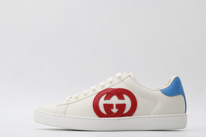 Gv*c ace embroidered low-top sneaker 431942a38g09066