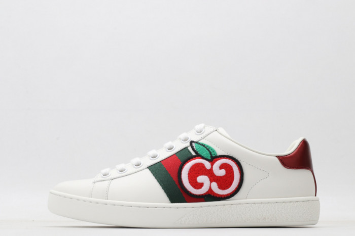 Gv*c ace embroidered low-top sneaker 611377d0pe09064