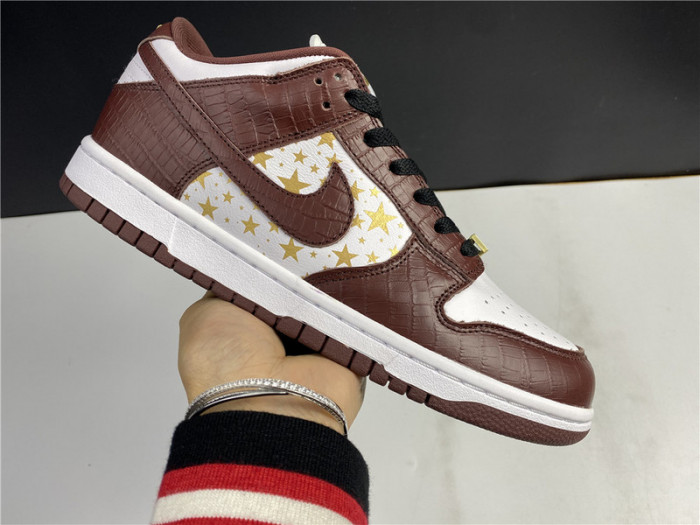 nike sb dunk low Svp*me stars barkroot brown (2021)  dh3228-103