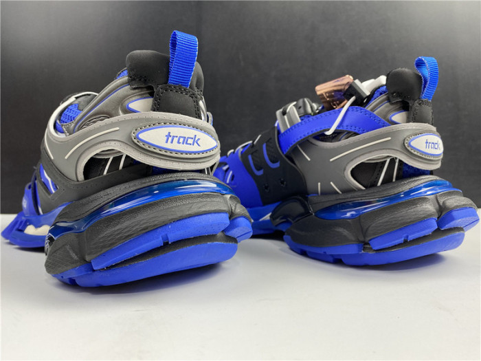 BLCG Track Trainer  Blue And Black 542436 W3AC1 2047