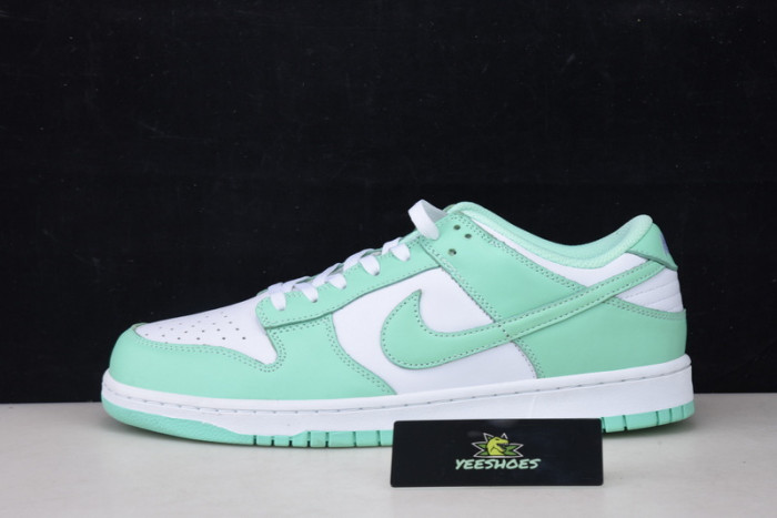 Nike Dunk Low  Green  Glow W DD 1503-105